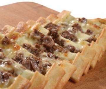 KAVURMALI PEYNİRLİ PİDE