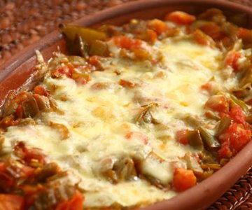 TAVUK KAŞAR GÜVEÇ